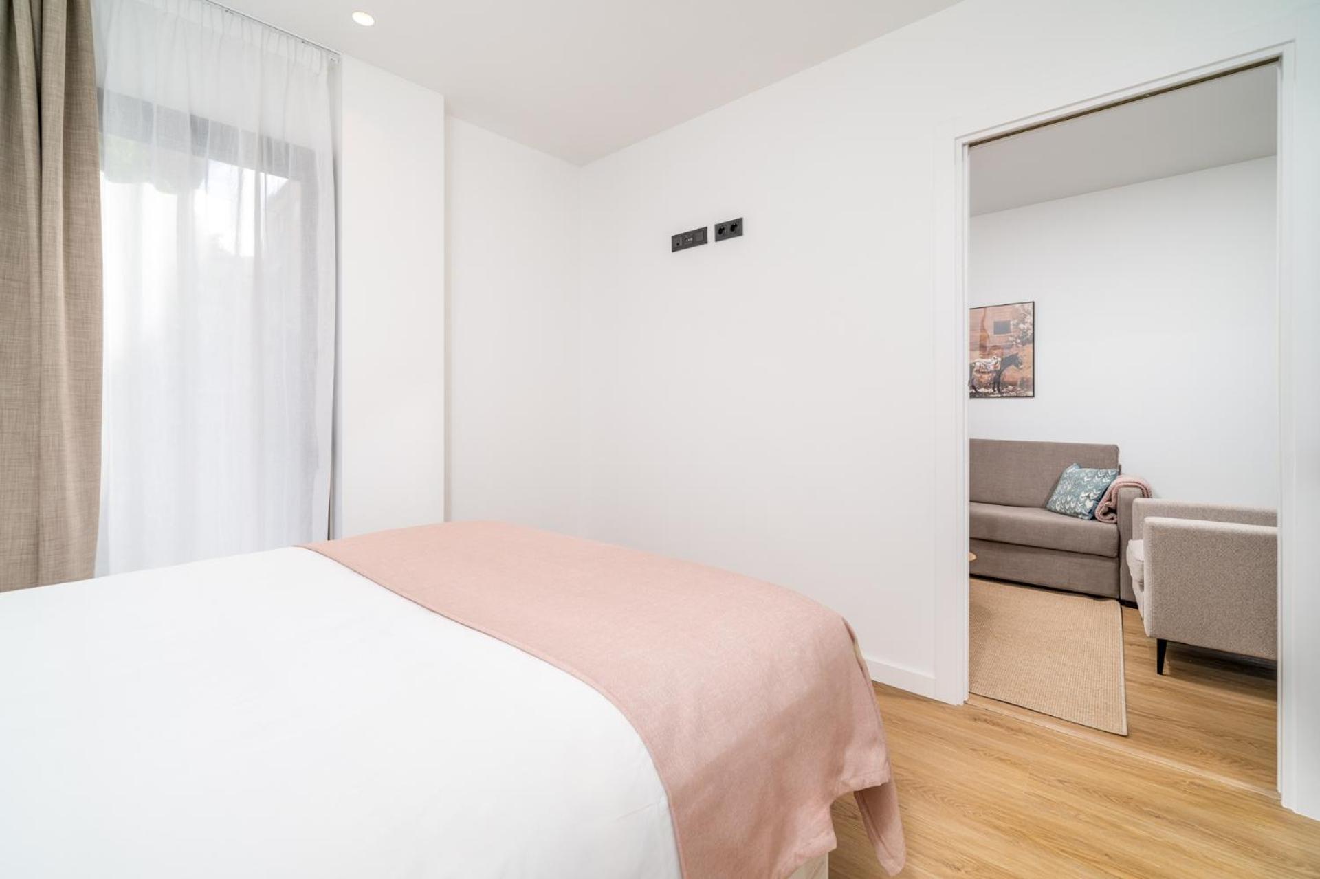 Limehome Barcelona Placa Pirineus Appartamento L'Hospitalet de Llobregat