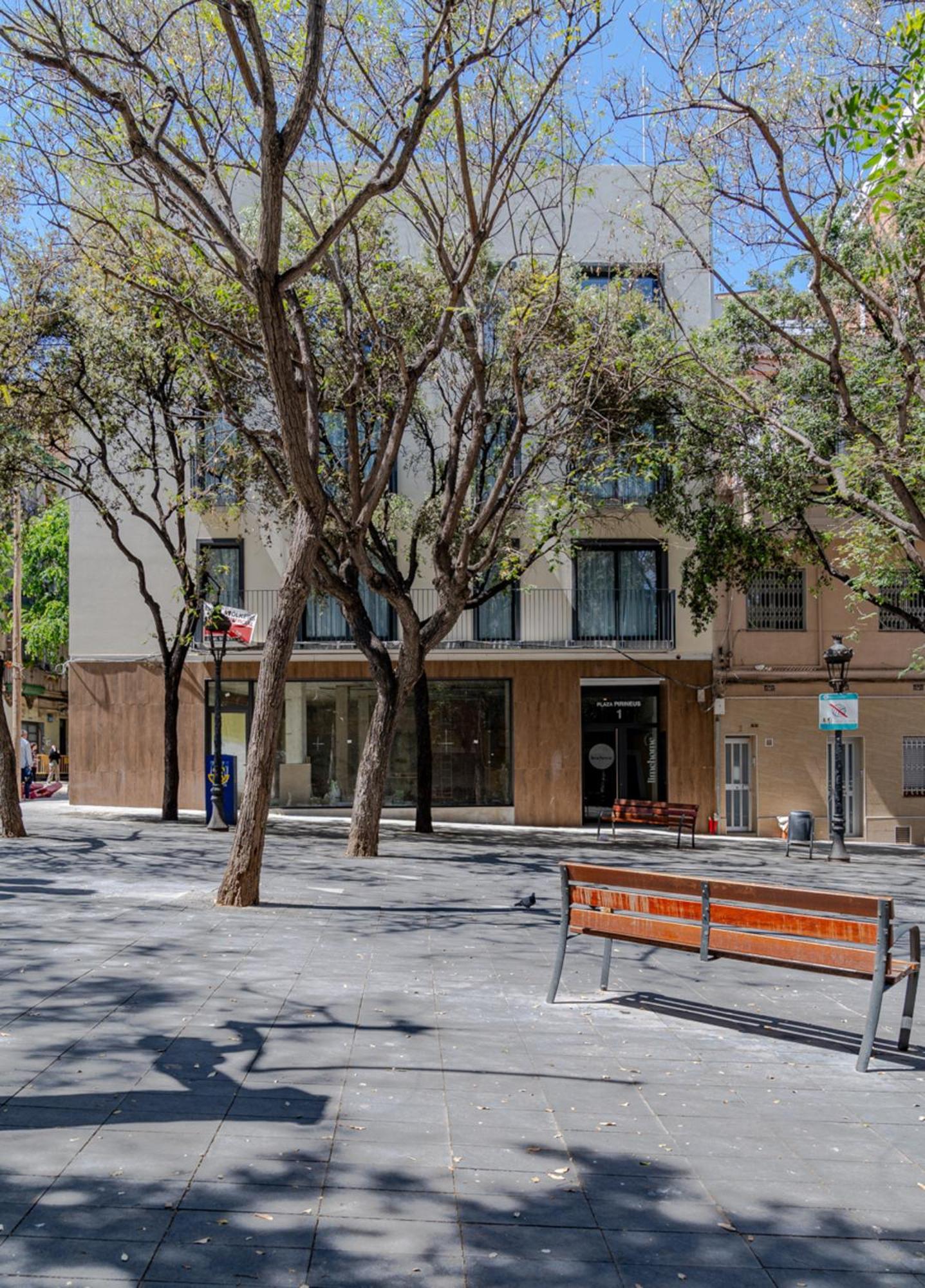 Limehome Barcelona Placa Pirineus *